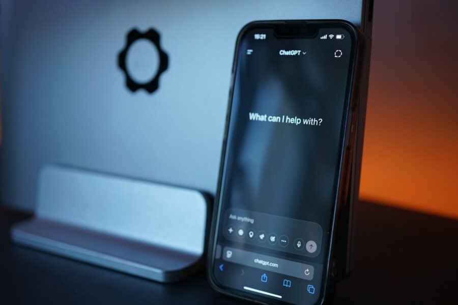 Hybrid Chatbots: Complete Beginner’s Guide (2026)