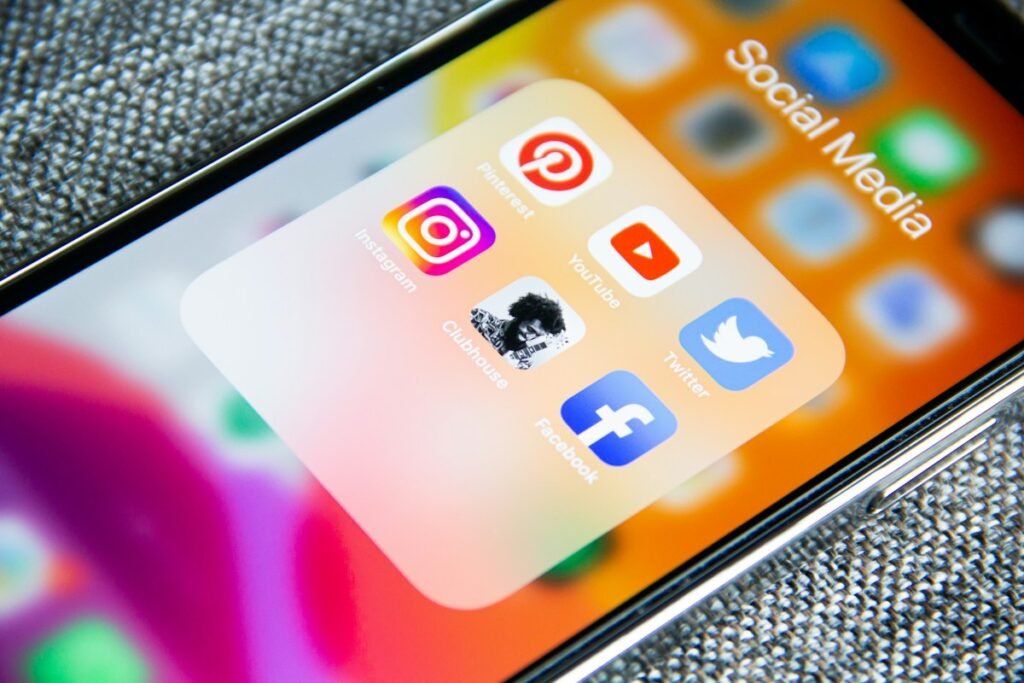 How Much Do Social Media Managers Charge in 2026?