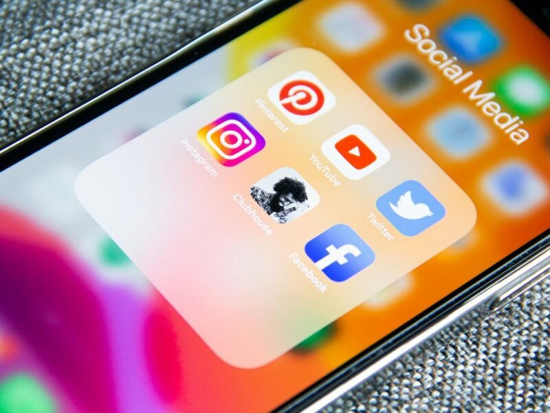 How Much Do Social Media Managers Charge in 2026?